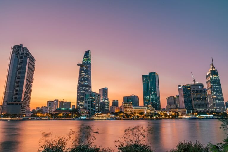 Phối cảnh khu đô thị phức hợp The Megapolis Thủ Thiêm tại ga Thủ Thiêm